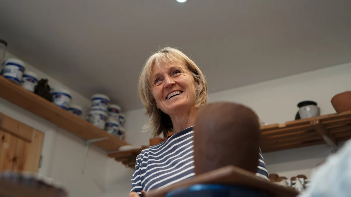 Pottery Classes with Claire Winterton